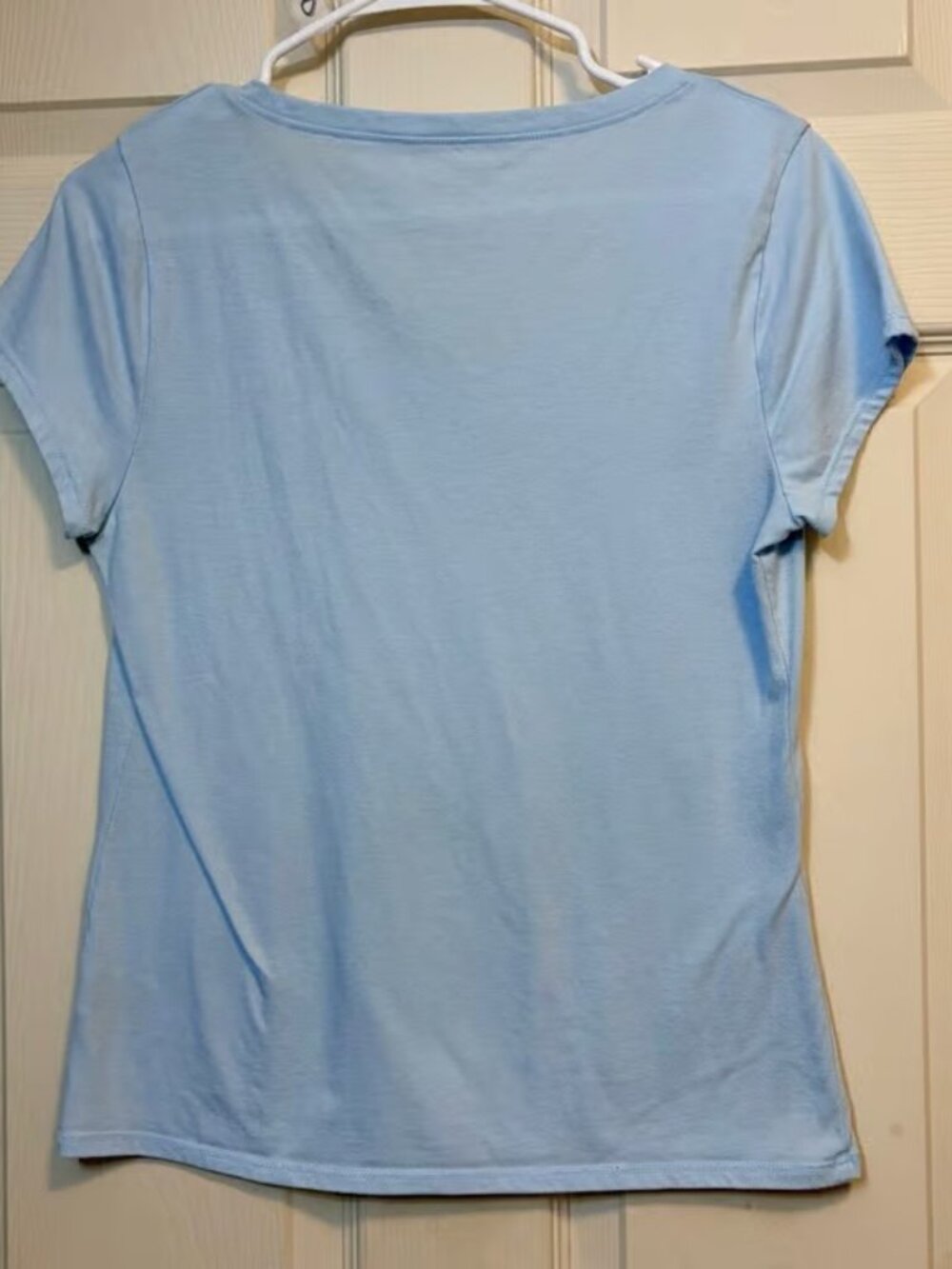 No Boundaries Light Blue Tee Scoop Neck Short Sleeve Basic Top L - Picture 2 of 5
